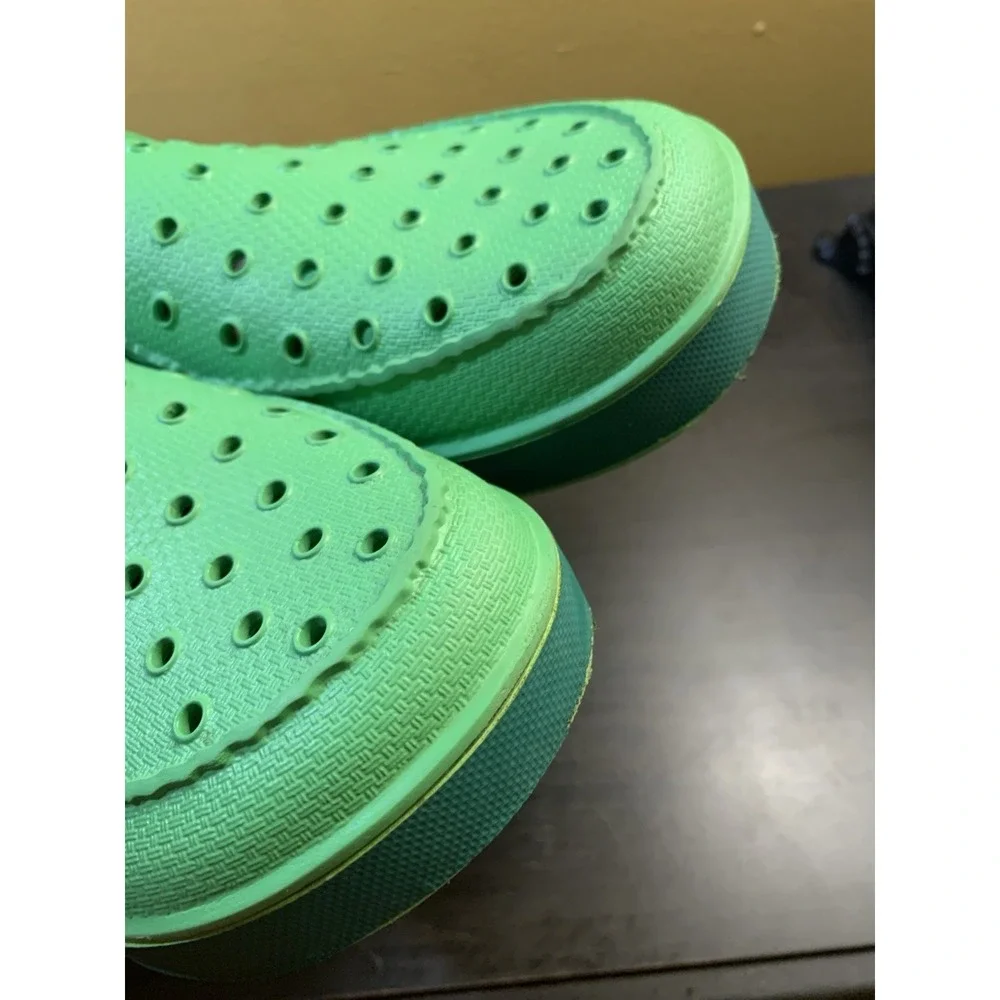 Sanuk Green Water Shoes Slip‎ On Casual Loafers Women's 8-8.5